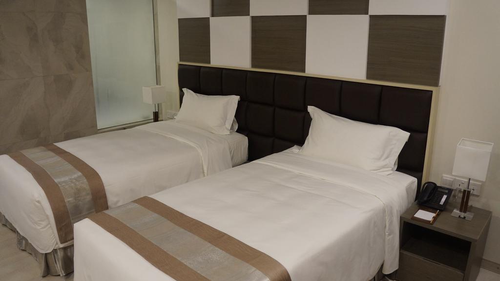 Hotel Parami Янгон Екстер'єр фото