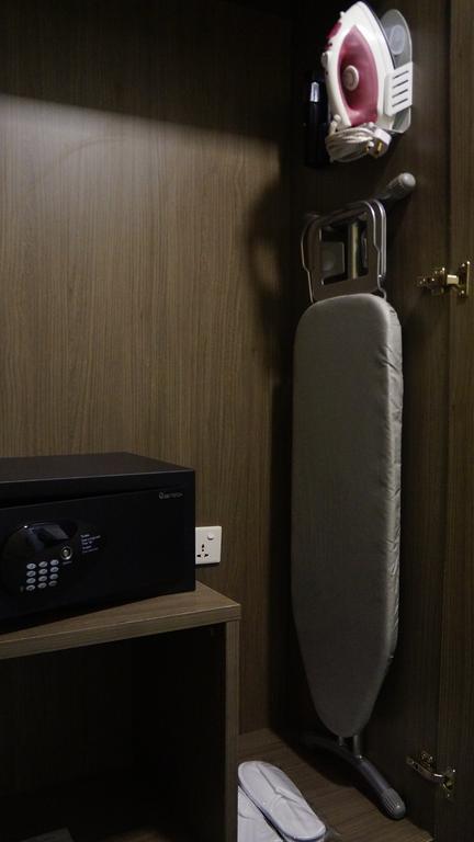 Hotel Parami Янгон Екстер'єр фото