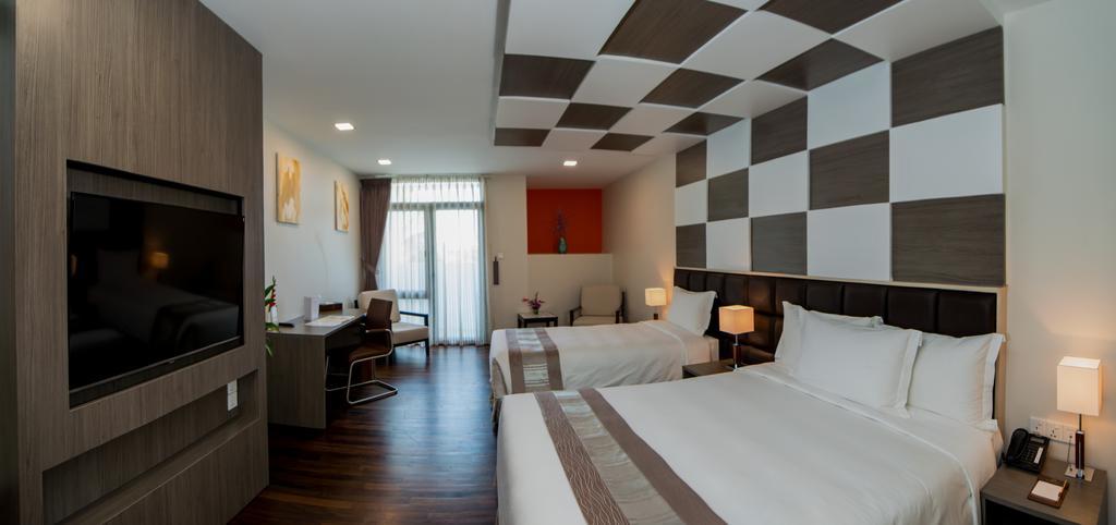 Hotel Parami Янгон Екстер'єр фото