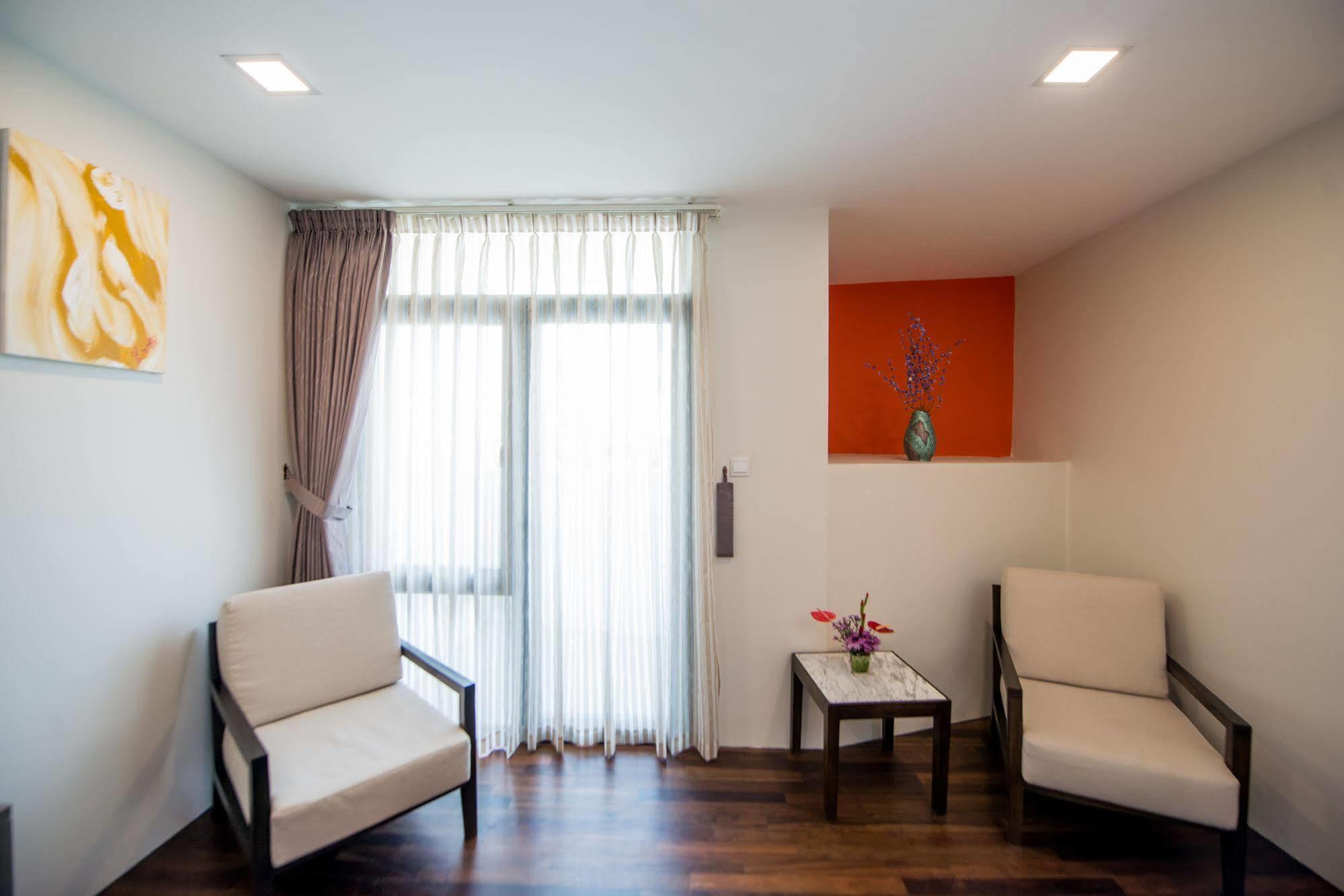 Hotel Parami Янгон Екстер'єр фото