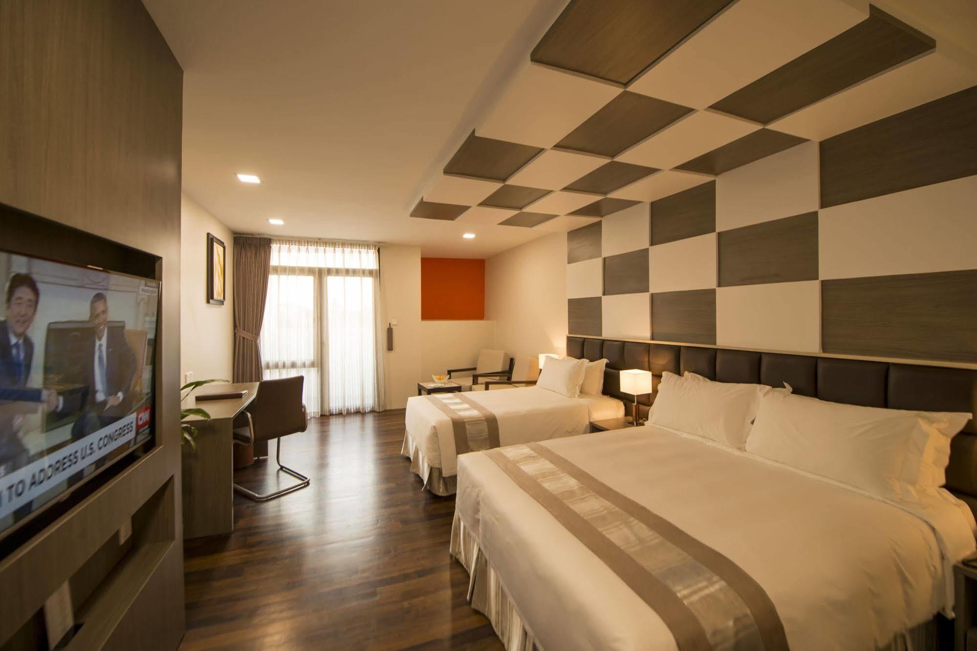 Hotel Parami Янгон Екстер'єр фото